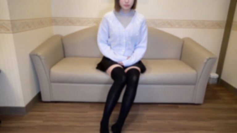 S級色白美肌の素人美女に初めてのアナルトレーニング！そのあと初めての顔射！最後に中出しSEXと今回も豪華な内容になっています！