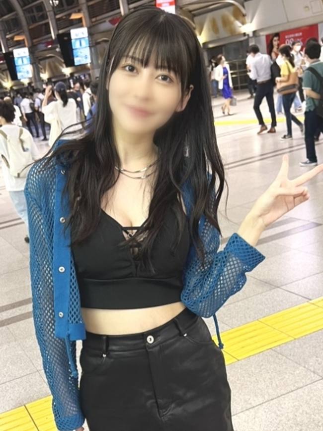 ひなこ(22)顔がとにかくかわいいくて性欲が強いです。静岡から呼び出しました。