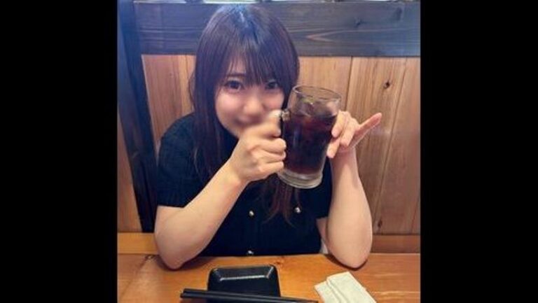 十数年ぶりに会う幼馴染が爆乳Iカップになってたので、昔を思い出しながら、禁断の激エモSEX