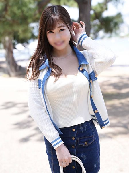 【個撮・中出し】エロ過ぎるカラダの「美巨乳」女子大生 ここめろ・20歳