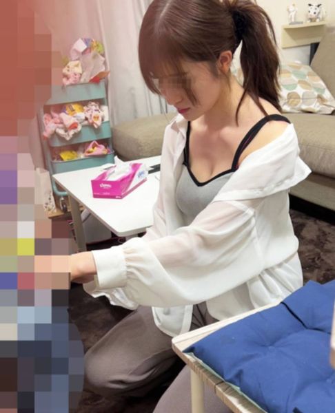 【個人】Tik〇ok20万人の美人妻。交際ｸﾗﾌﾞ案件で金を持ち逃げ。個人利用と約束した旦那に秘密の動画を。