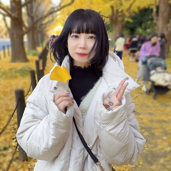 【無・顔出し】経験人数極浅♡生活に困窮する新卒22歳ネイリスト。お淑やかな性格が濁音喘ぎでイキまくり！痙攣して引き締まる膣内に我慢できず2度中出しで快楽漬け。。